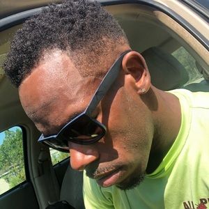 Meet your Posher, Hughie